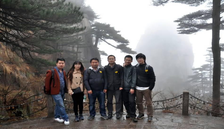 公司员工旅游报道——快乐黄山行